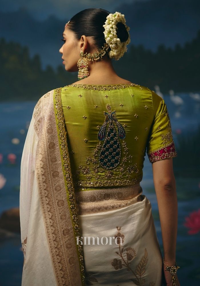 Devyani Weaving Handcrafted Saree In Ivory