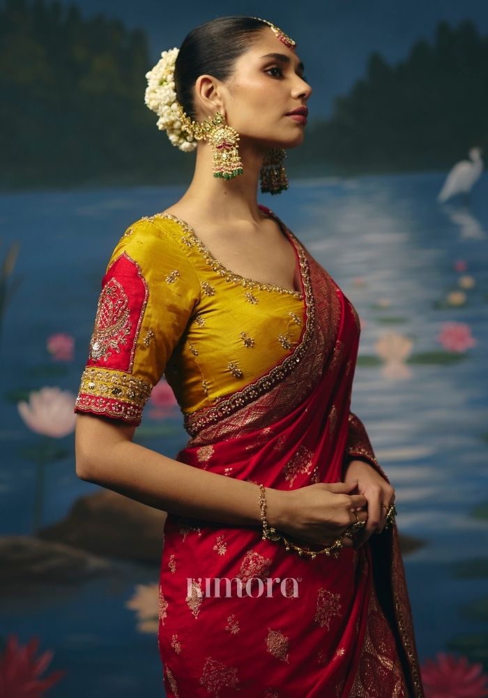 Vindya Weaving Handcrafted Saree In Red
