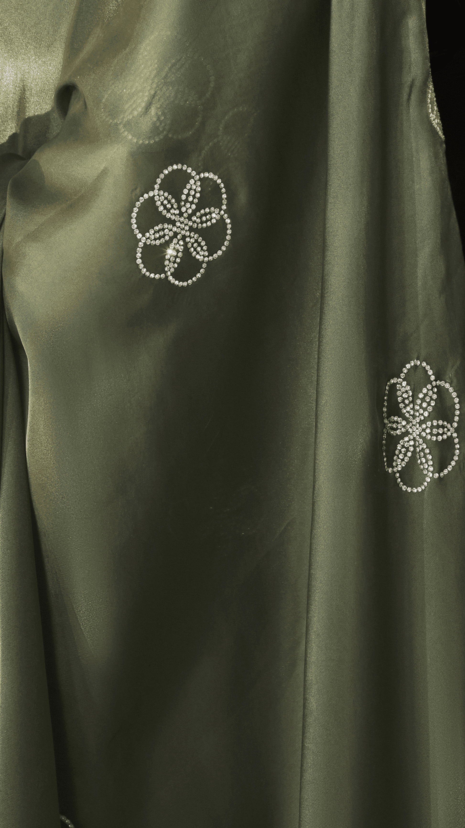 OLIVE GREEN HEAVY EMBROIDERED DESIGNER SILK SAREE - Kimora.in