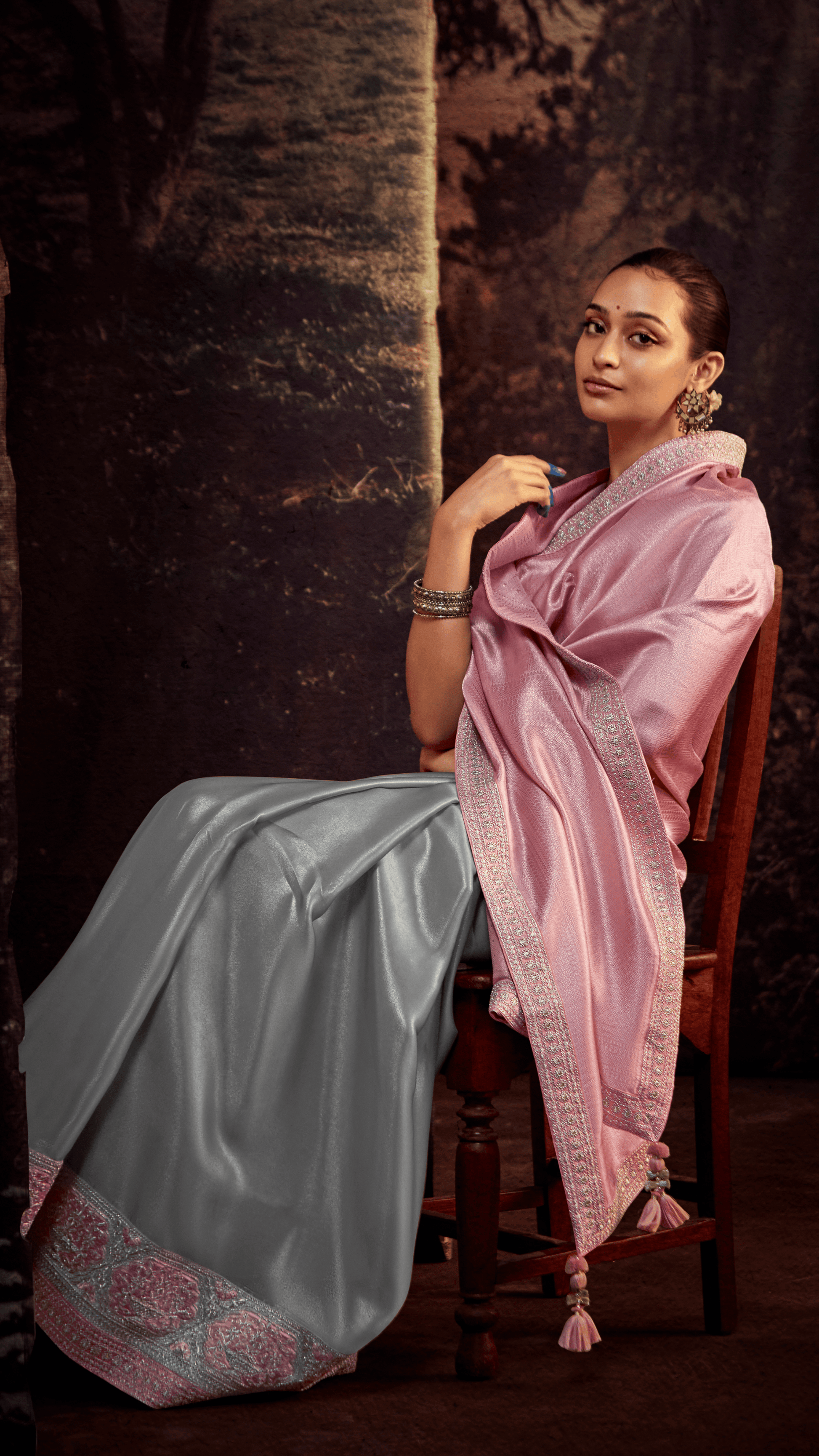 TWILIGHT ELEGANCE – PINK & GRAY KANJIVARAM SILK SAREE - Kimora.in