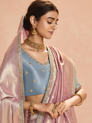 BLUSH PINK KANJIVARAM SILK SAREE WITH ELEGANT BLUE EMBROIDERED BLOUSE – SUBTLE GLAMOUR