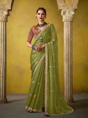 Green Saree : Heritage And Elegance