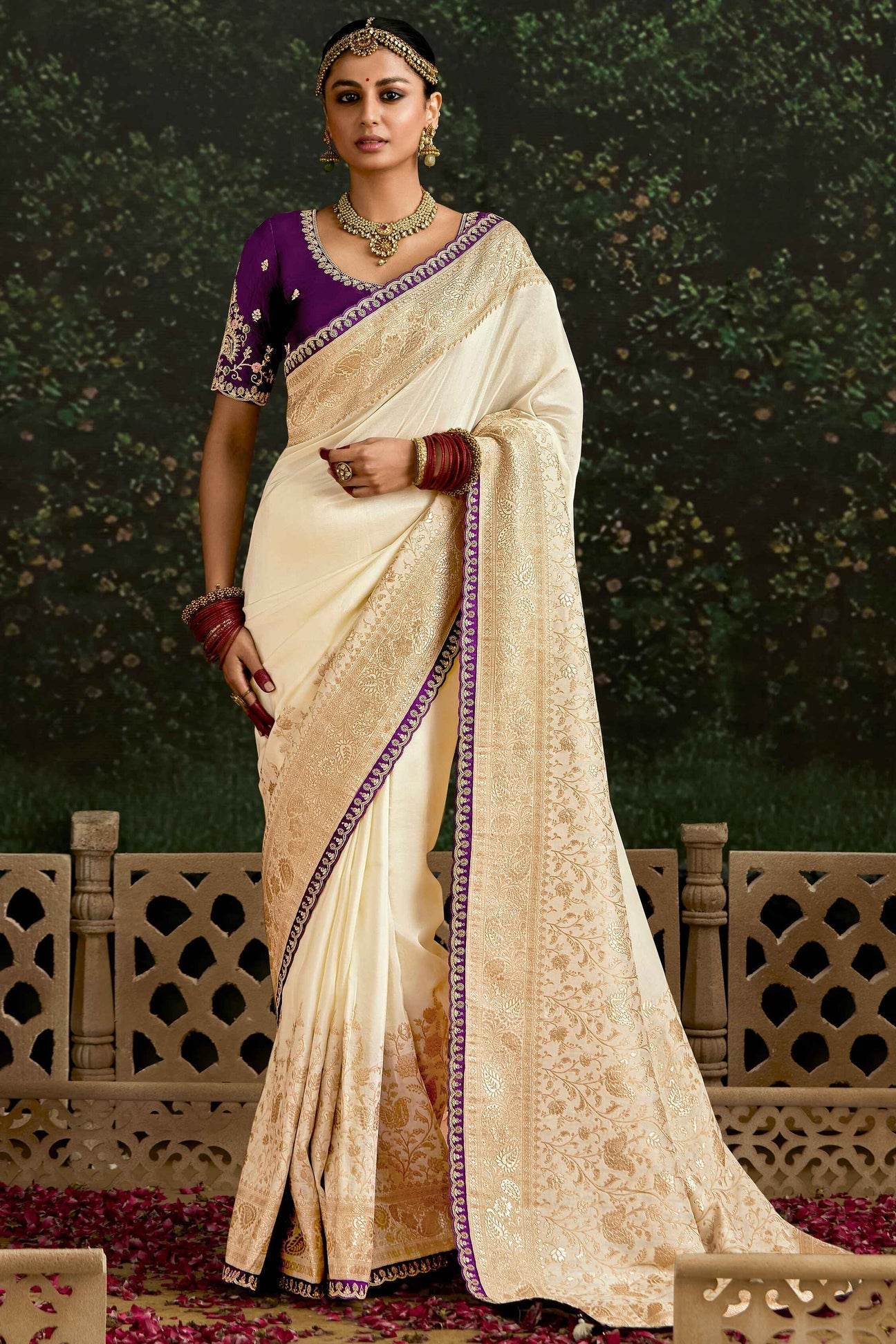 OFF WHITE BANARASI DOLA SILK SAREE WITH GOLDEN ZARI WORK - Kimora.in