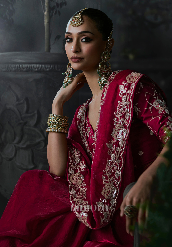 Mahi Ramen Silk Saree Red