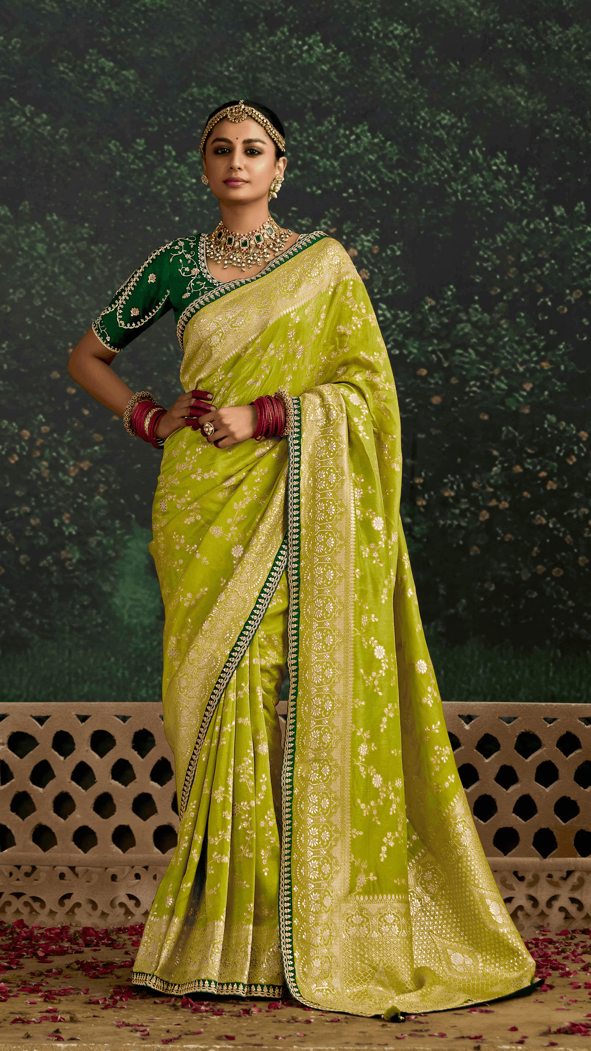GREEN BANARASI DOLA SILK SAREE WITH EMBELLISHED BLOUSE - Kimora.in