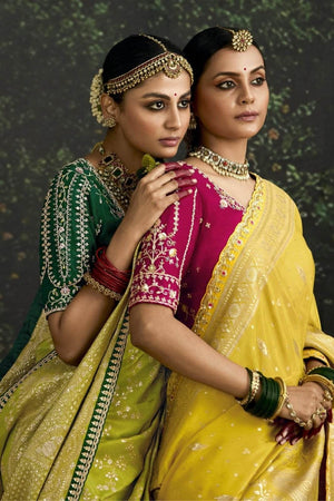 GREEN BANARASI DOLA SILK SAREE WITH EMBELLISHED BLOUSE - Kimora.in