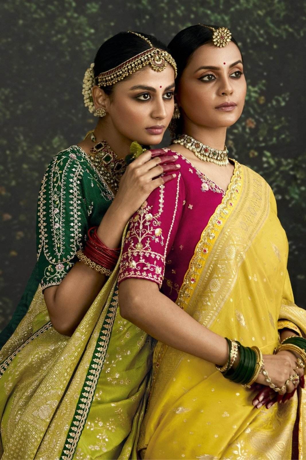 GREEN BANARASI DOLA SILK SAREE WITH EMBELLISHED BLOUSE - Kimora.in