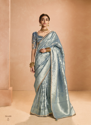 Elegant Grey Kanjivaram Silk Saree with Embroidered Blouse – Perfect for Parties