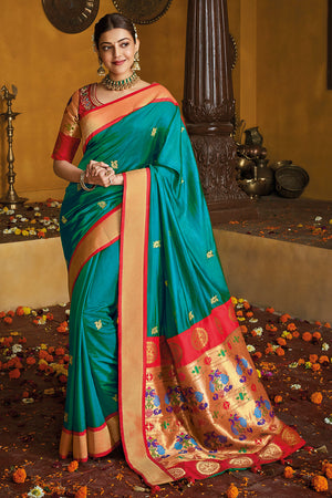 Kimora Peacock Green Woven Traditional Paithani Silk Saree